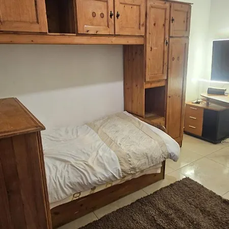 Quiet Comfortable Ac Single Bed * Marsaskala