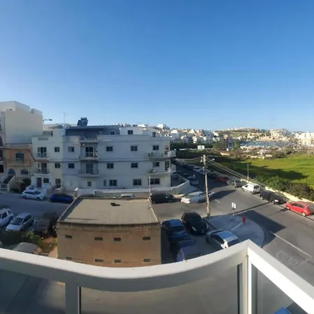 Quiet Comfortable Ac Single Bed Guest house Marsaskala