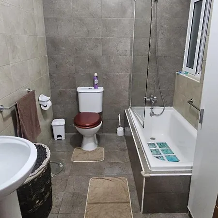 Quiet Comfortable Ac Single Bed Guest house *